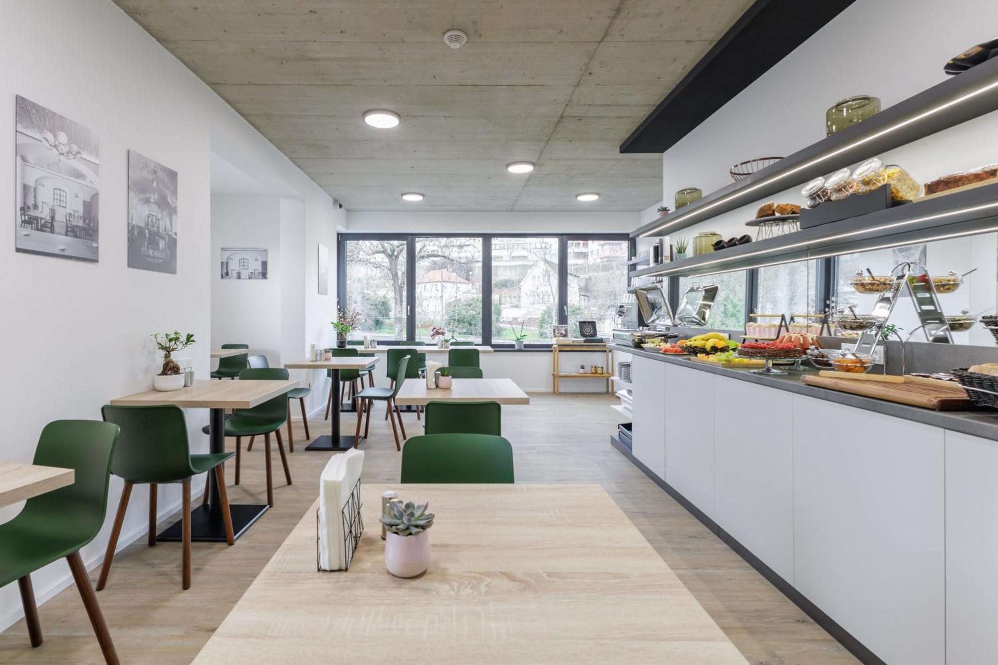 River Apartments 马达伯乐斯拉夫 外观 照片