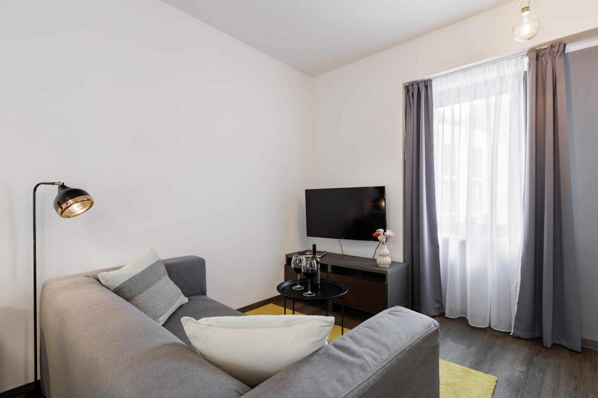 River Apartments 马达伯乐斯拉夫 外观 照片