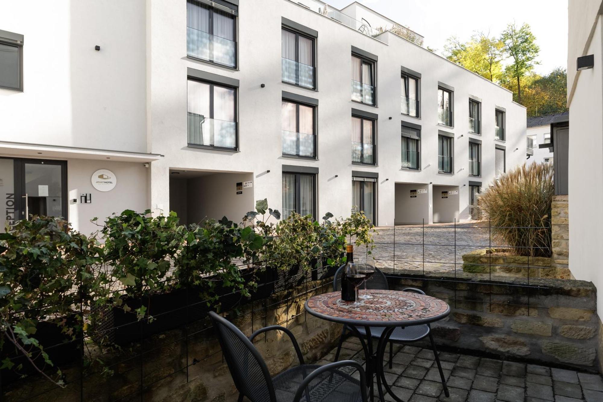 River Apartments 马达伯乐斯拉夫 外观 照片