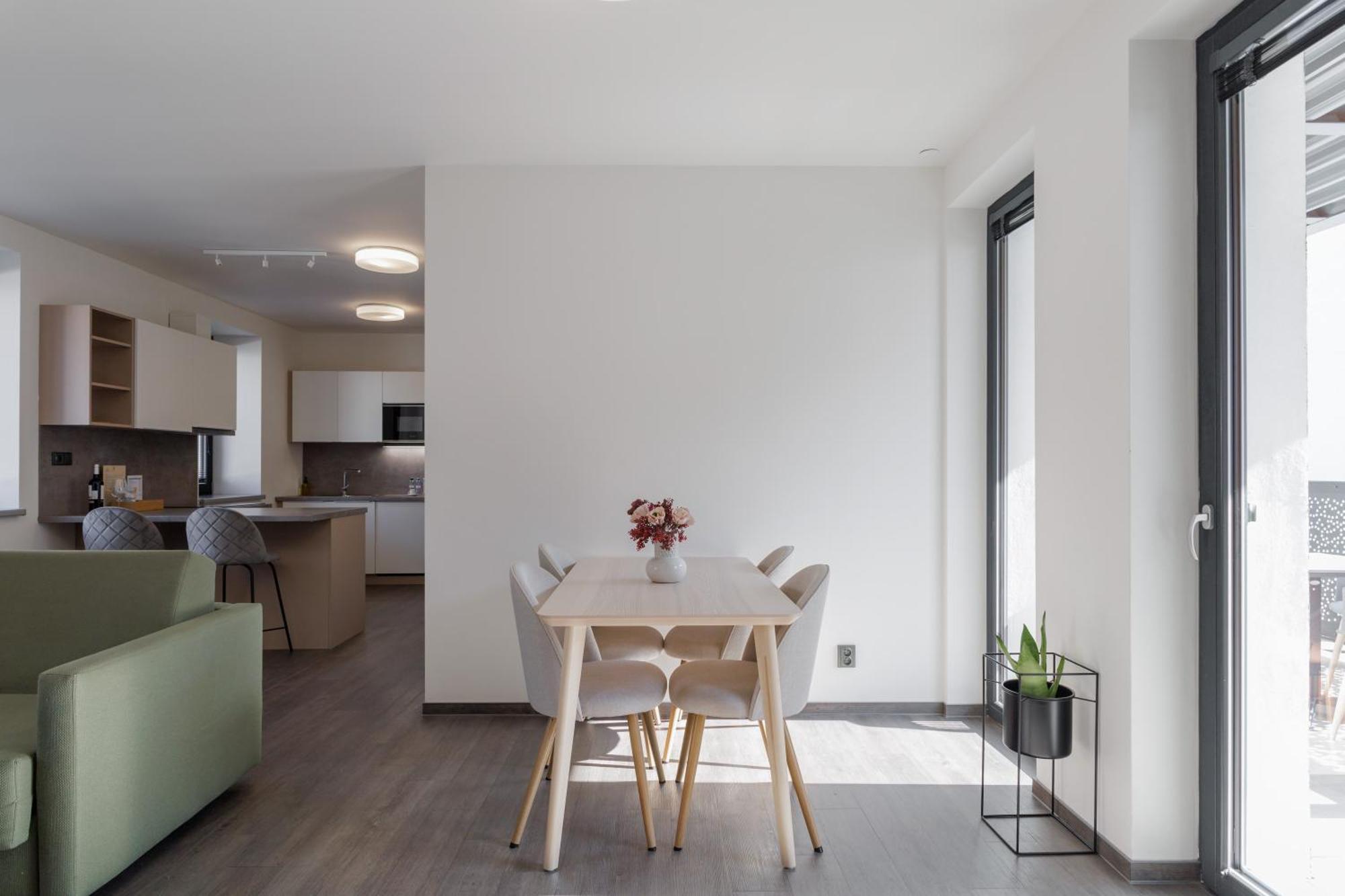 River Apartments 马达伯乐斯拉夫 外观 照片