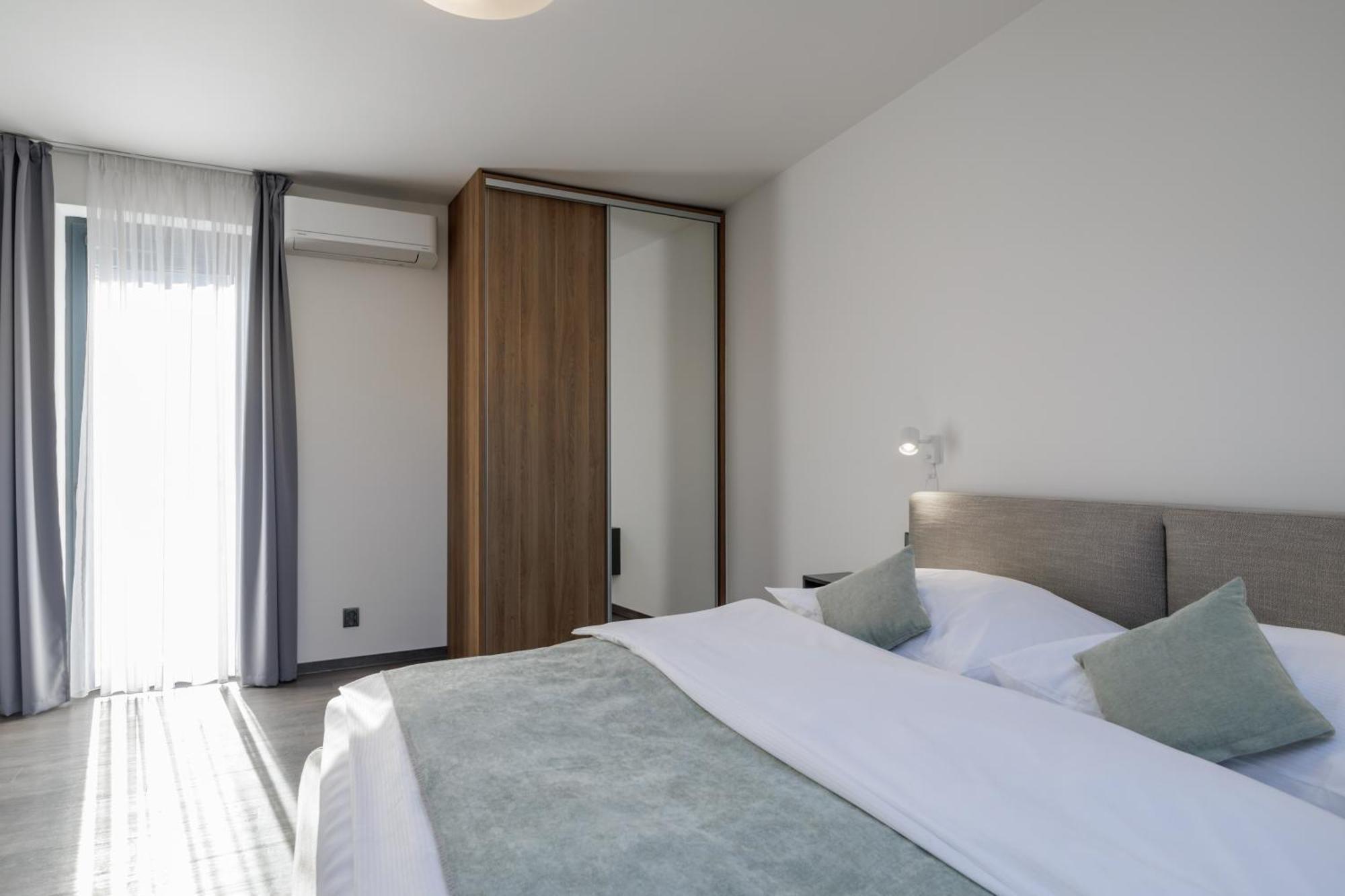 River Apartments 马达伯乐斯拉夫 外观 照片